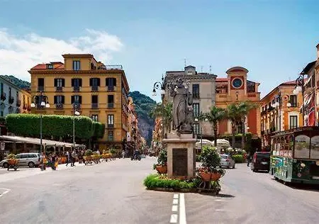 La Casa Del Notaio